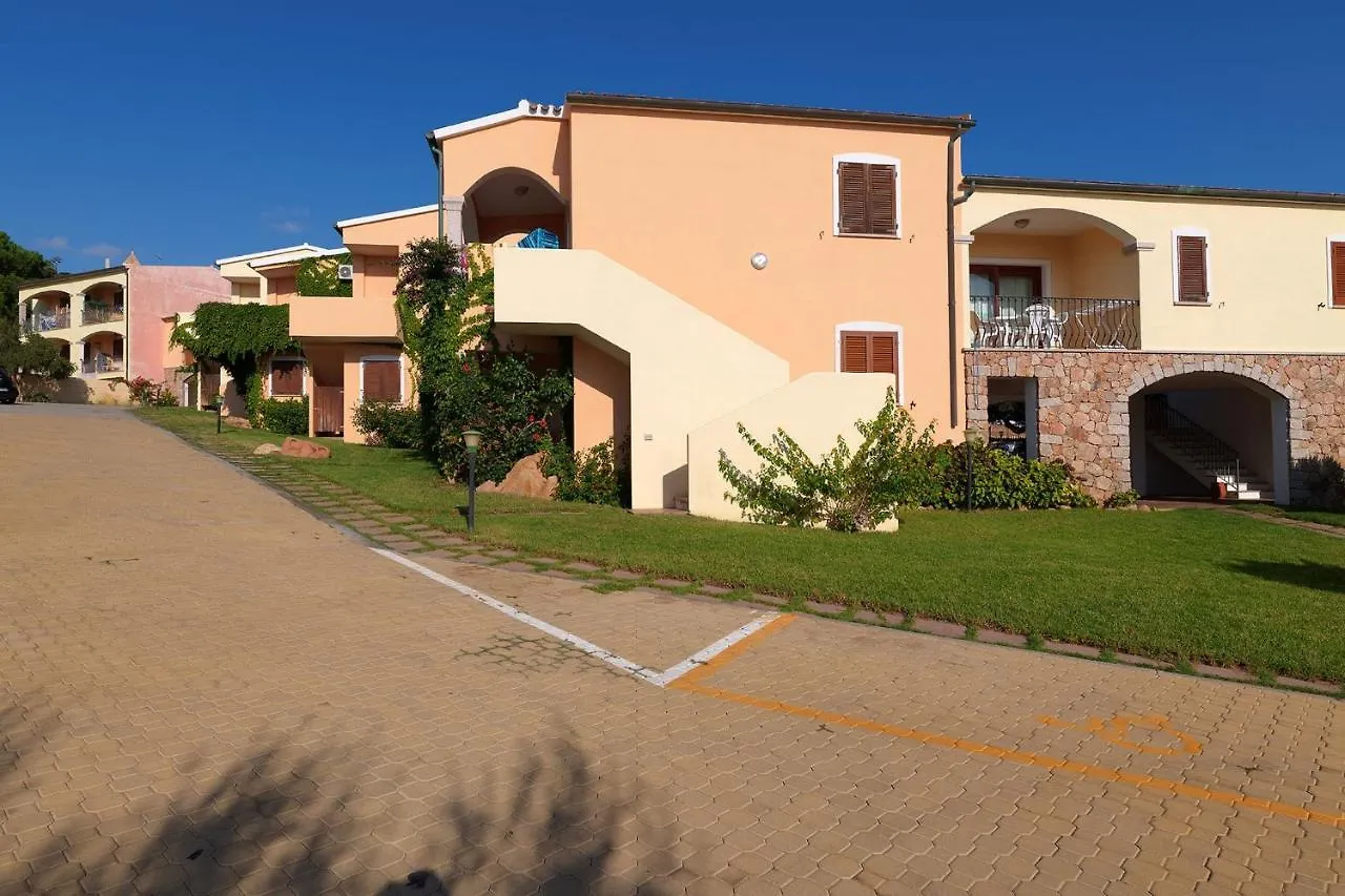 The Fantastic Residenza Badus-1 Bedroom Apartment Sleeps 4 -Seaview-No0814  Badesi